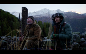 Una scena dal documentario "Le fils du chasseur"