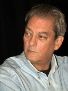 Lo scrittore americano Paul Auster in un'immagine del 2010